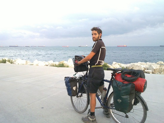 Istanbul coastal cycle path