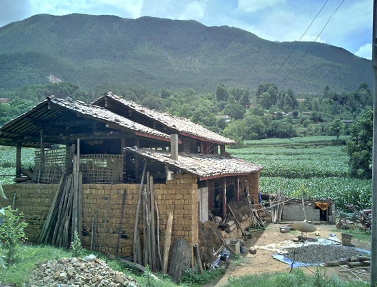 House in the Jin Sha river valley